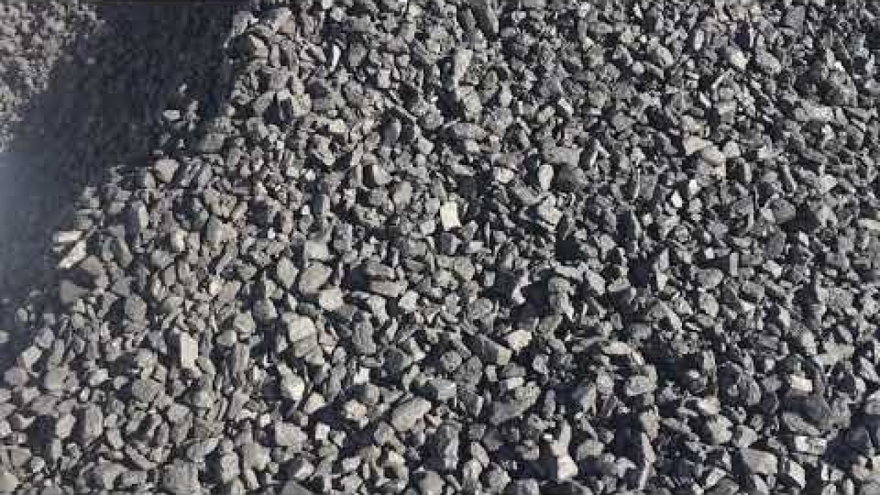 Embedded thumbnail for Уголь каменный отличного качества ф40-70 мм в мешках и навалом